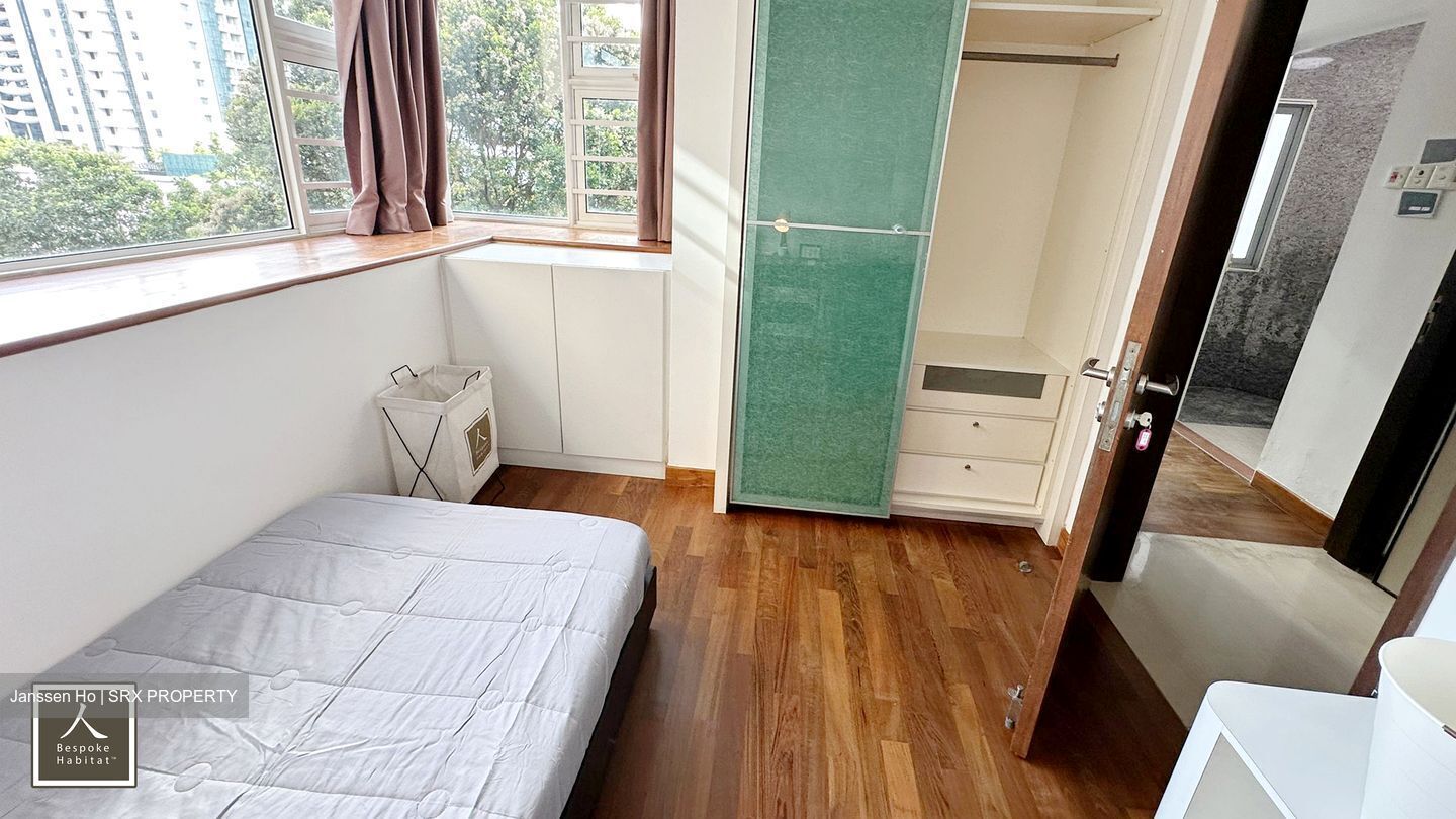 Sheares Ville (D10), Apartment #583193331
